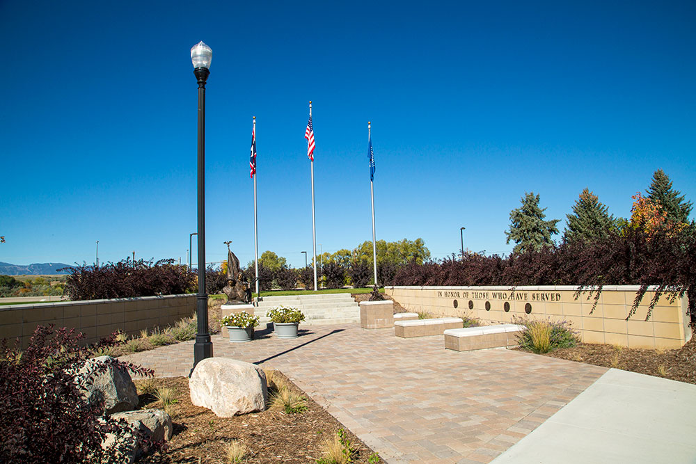 veteran's plaza